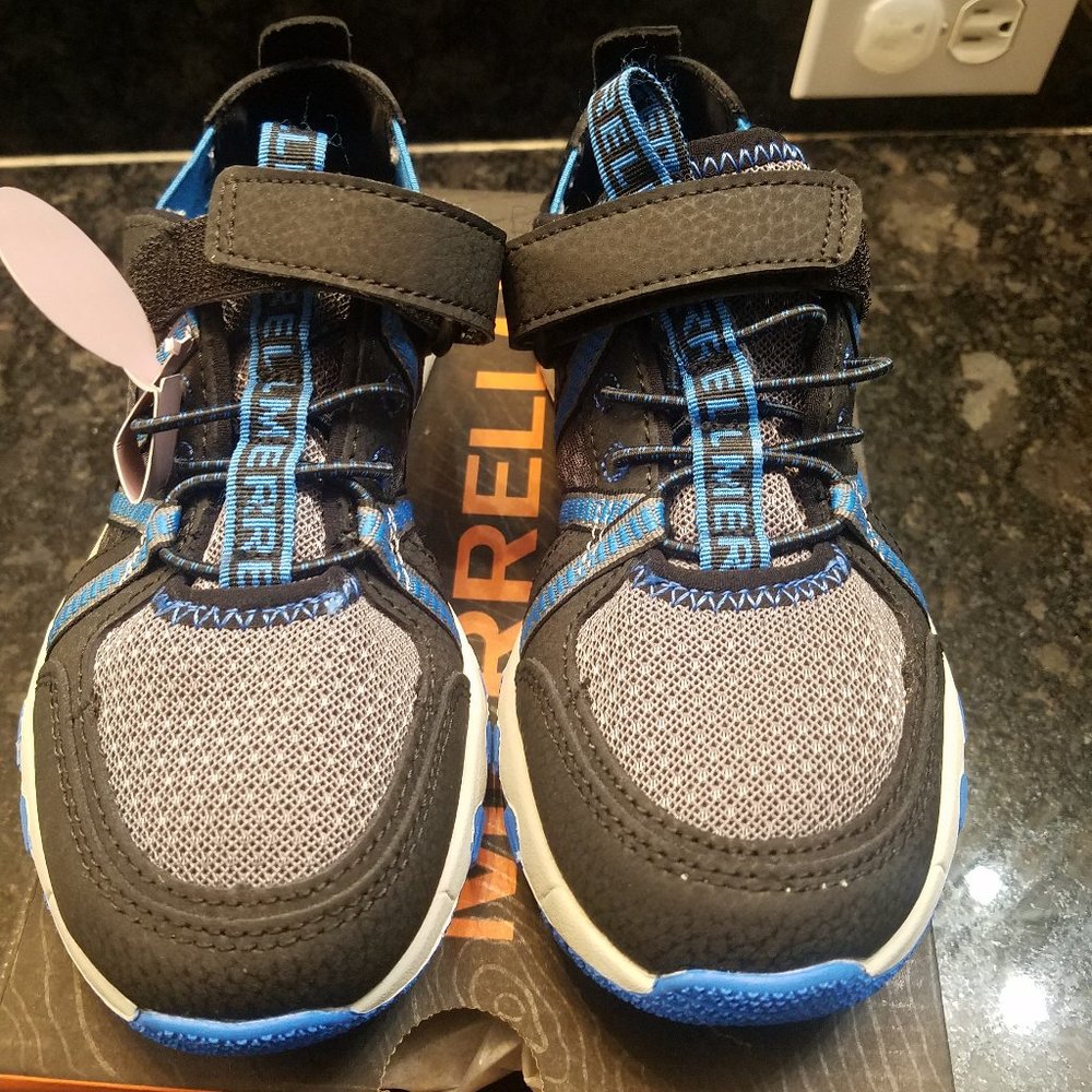 Boys size 1 Merrell